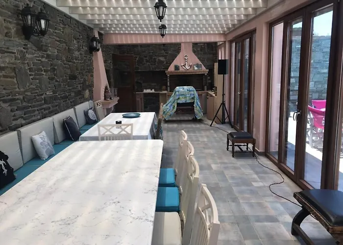 Calma Эрмуполис